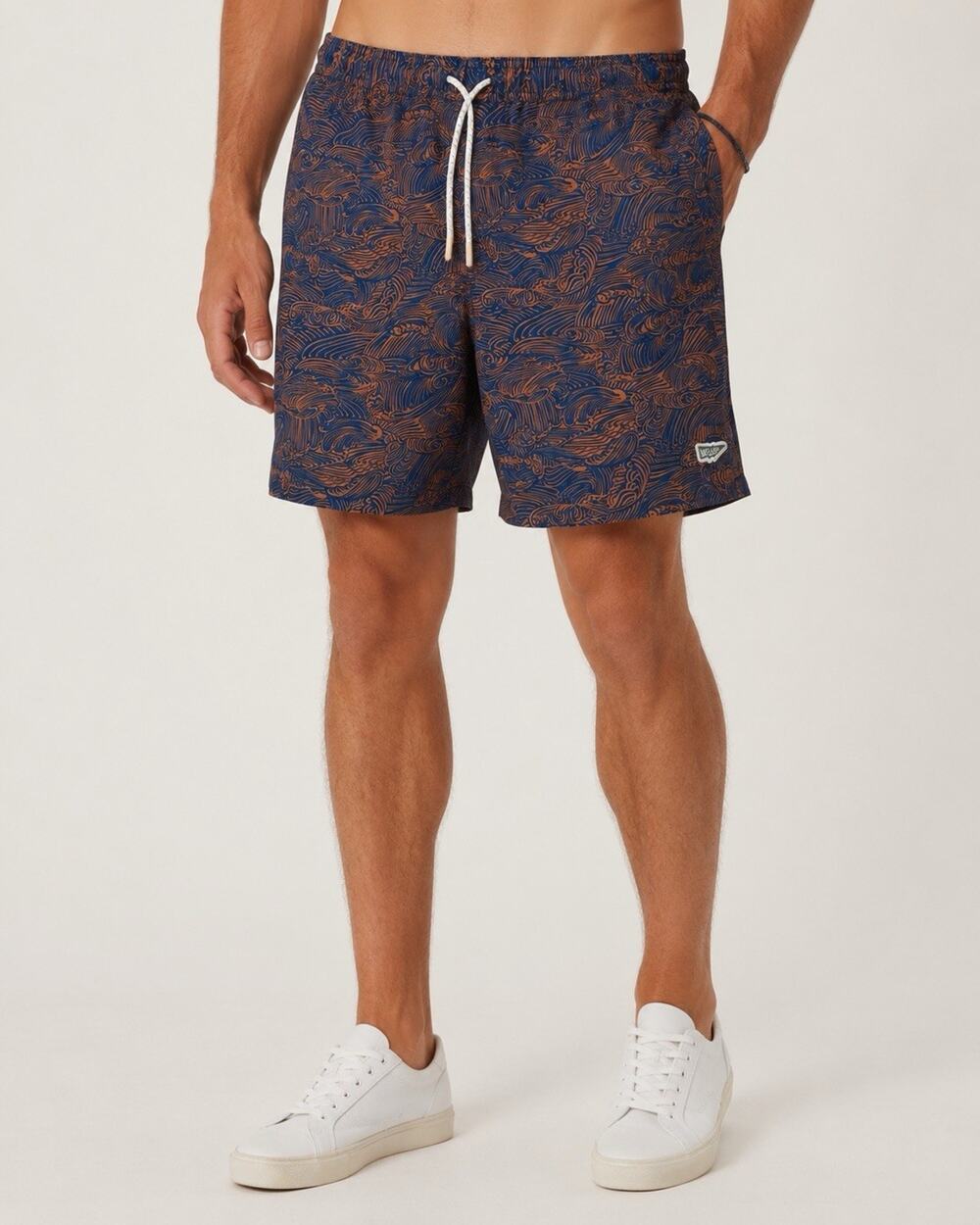 Wellen Men's Swim Trunks Size Medium Blue Orange Wave Pattern Shorts